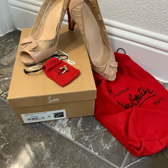 Christian Louboutin chiffon heel